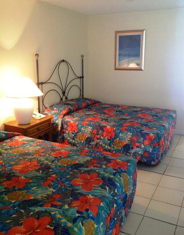 Turtle Cove Inn Room photo